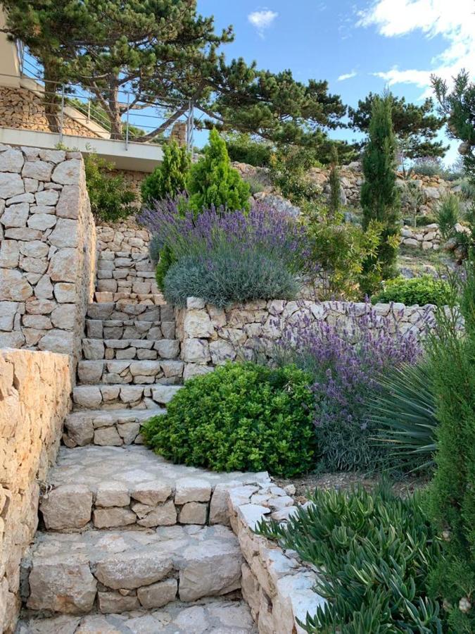 Shimmer & Shine Baska  Exterior photo