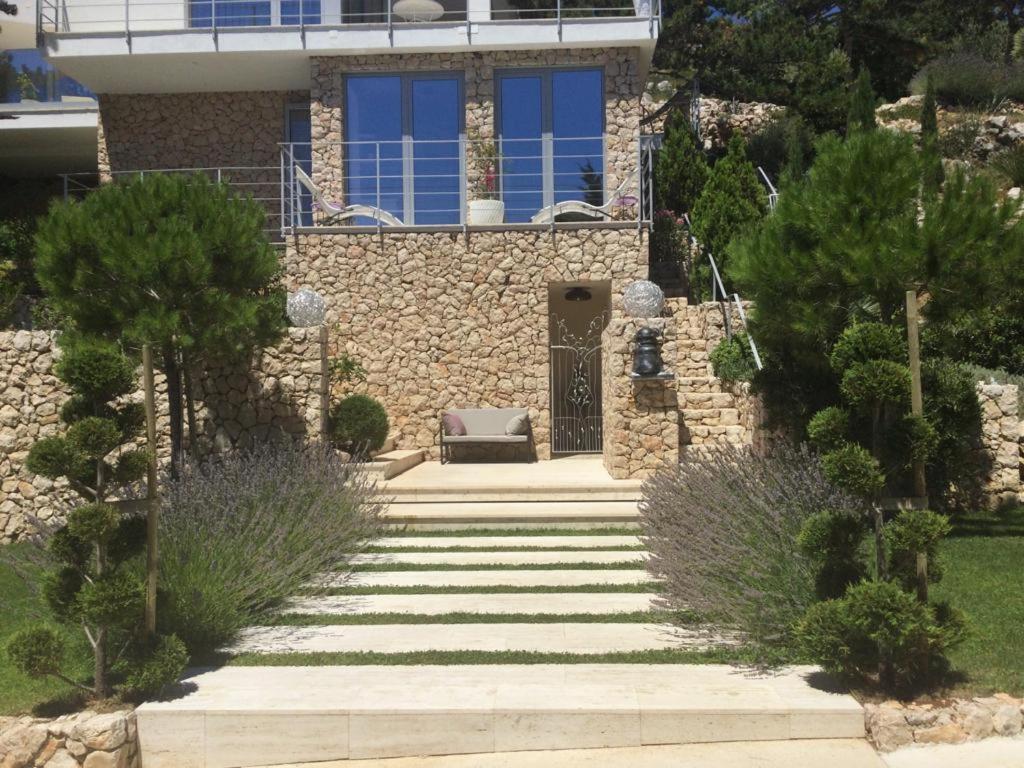 Shimmer & Shine Baska  Exterior photo
